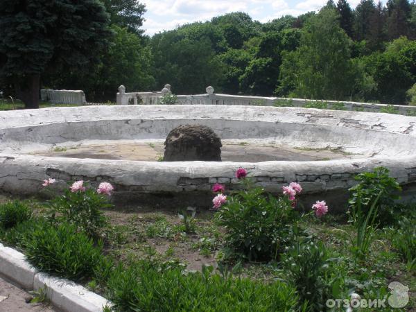 Шаровский дворцово-парковый комплекс (Украина, Харьковская обл. Богодуховский р-он, пгт. Шаровка) фото