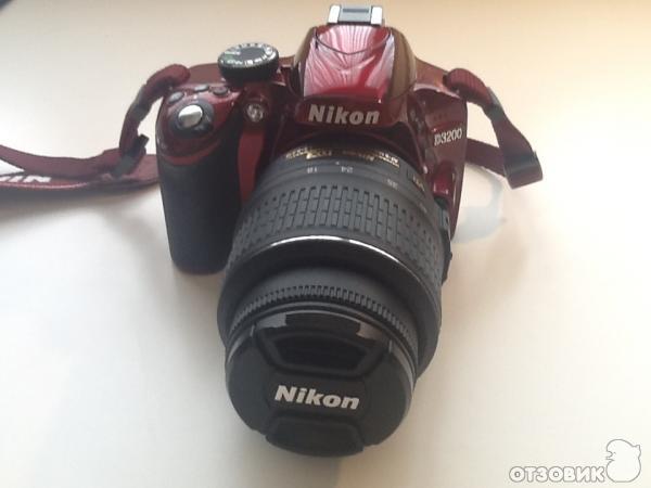 Цифровой зеркальный фотоаппарат Nikon D3200 18-55 Kit