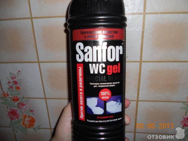 Универсальное средство для чистки сантехники Sanfor Black WC-гель фото