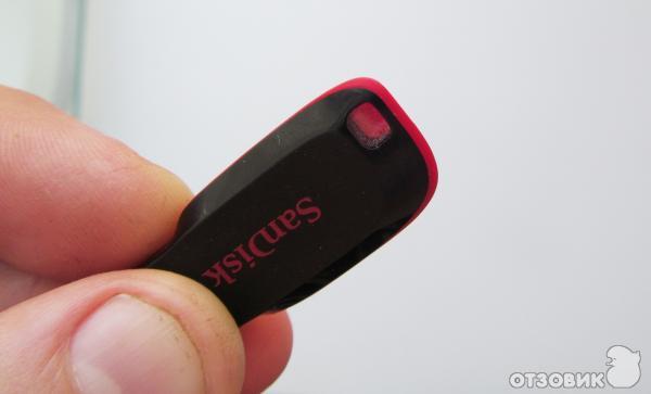 USB Flash накопитель SanDisk Cruzer Blade 32GB (SDCZ50-032G-B35) фото