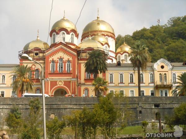 Симоно-Кананитский (Ново-Афонский) монастырь (Абхазия, Новый Афон) фото