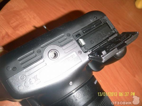 Цифровой зеркальный фотоаппарат Canon EOS 1100D Kit 18-55 IS II
