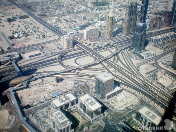 Небоскрёб Burj Khalifa (ОАЭ, Дубаи) фото