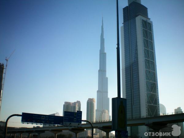 Небоскрёб Burj Khalifa (ОАЭ, Дубаи) фото