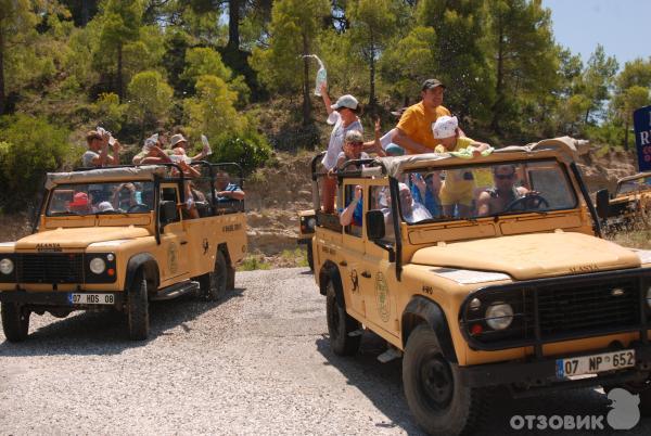 Jeep safari alanya. Джип-сафари в кушадасы. Джип сафари турция аланья. Экскурсия джип сафари в турции алания. Сафари джип турция аланья путь.