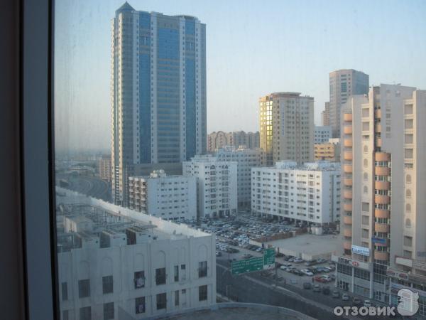 Отель Holiday Inn Sharjah 5* (ОАЭ, Шарджа) фото