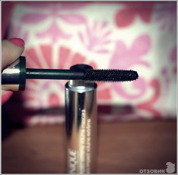 Тушь для ресниц high impact extreme volume mascara фото