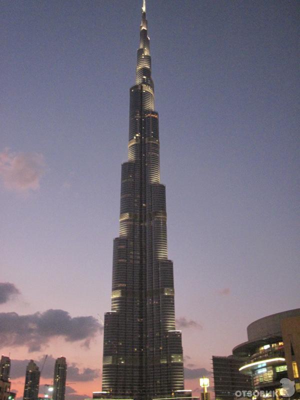 Небоскрёб Burj Khalifa (ОАЭ, Дубаи) фото