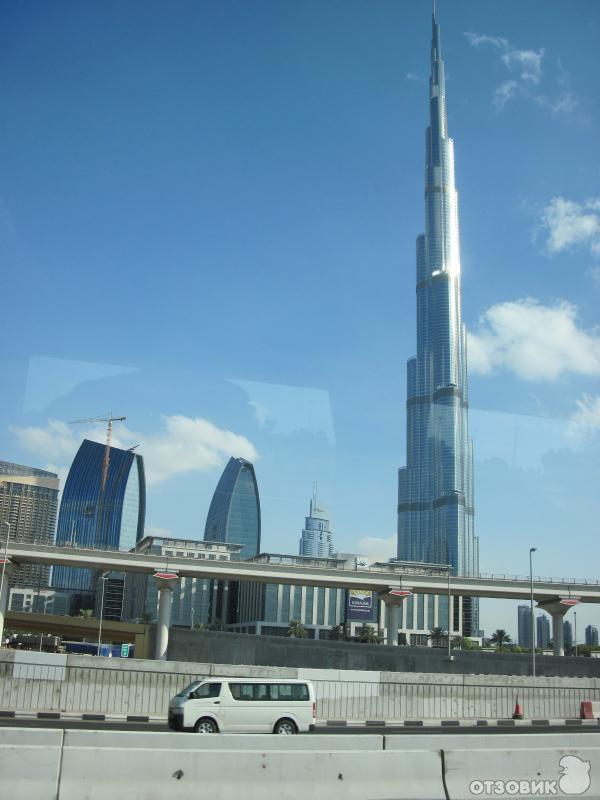 Небоскрёб Burj Khalifa (ОАЭ, Дубаи) фото