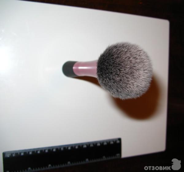 Кисть для румян Blush Brush Real Techniques фото