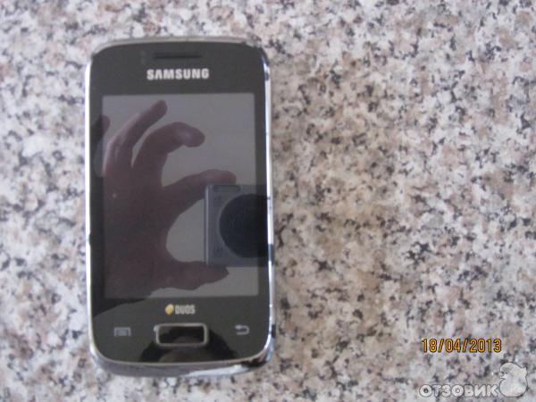 Смартфон Samsung Galaxy Y Duos GT-S6102 фото