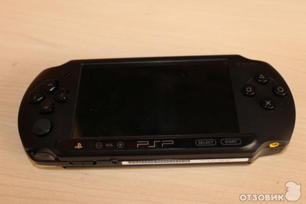 Игровая приставка Sony PlayStation Portable (PSP) Е-1008 фото