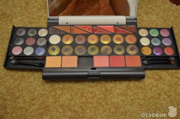 Calvin Klein Fashion Make Up kit