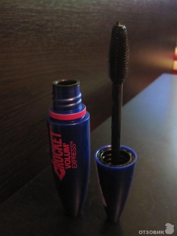 Тушь для ресниц Maybelline New York The Rocket Volum фото