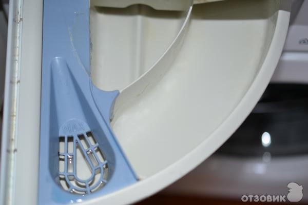 Стиральная машина hotpoint-ariston arsf 105. Отсек для кондиционера в стиральной машине хотпоинт аристон. Стиральная машина hotpoint-ariston wmsg 7105. Hotpoint ariston отсеки стиральная машина. Аристон стиралка отсеки.