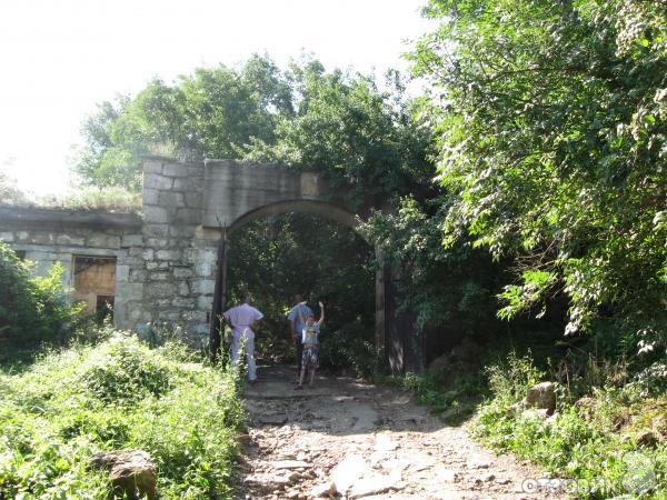 Топловский Свято-Троице-Параскевиевский женский монастырь (Украина, Крым) фото