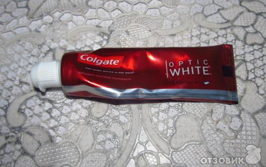 Зубная паста Colgate Optic White фото