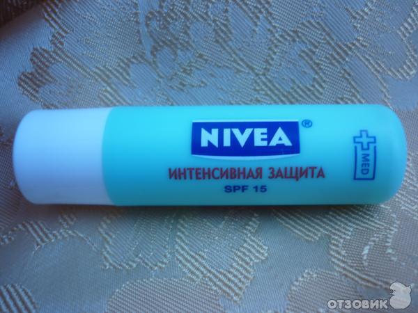 Гигиеническая помада Nivea Интенсивная защита SPF 15 фото