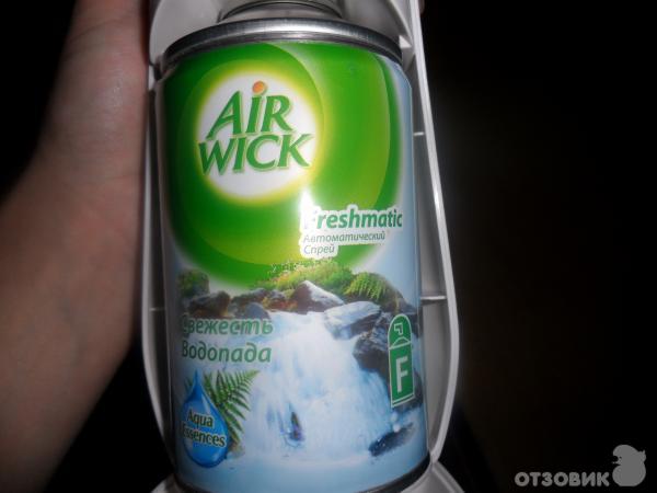 Автоматический освежитель воздуха AirWick FreshMatic фото