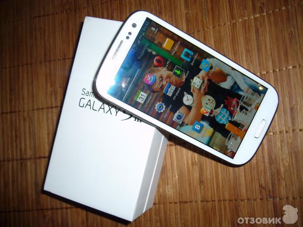 Сотовый телефон Samsung i9300 Galaxy S3 фото