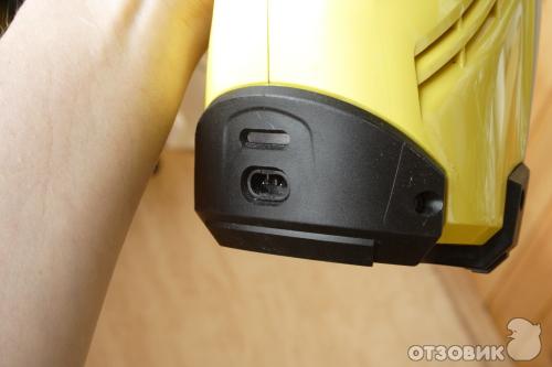 стеклоочистителя Karcher WV 50 plus зарядка