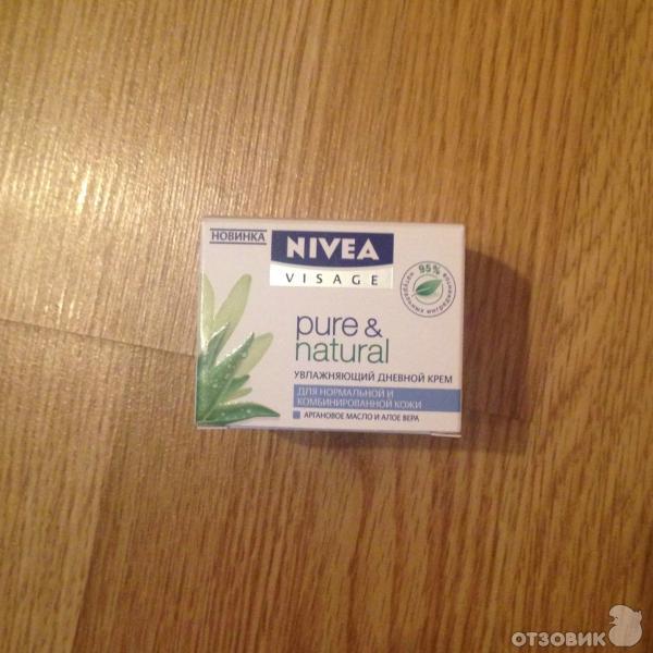 Увлажняющий дневной крем Nivea Visage Pure & Natural фото