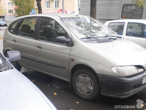 Автомобиль Renault Megane Scenic 1997 бензин 1.6 фото