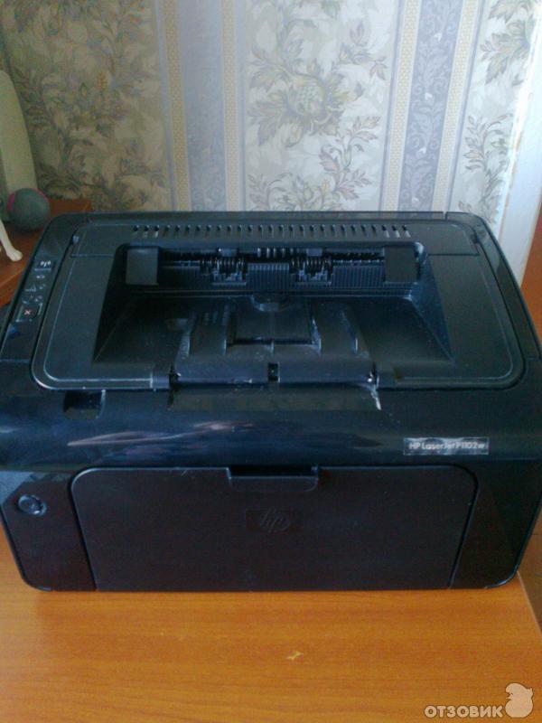 Лазерный принтер HP LaserJet P1102w фото