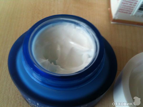 Ночной крем Clarins Multi-Active Night Youth Recovery Cream фото