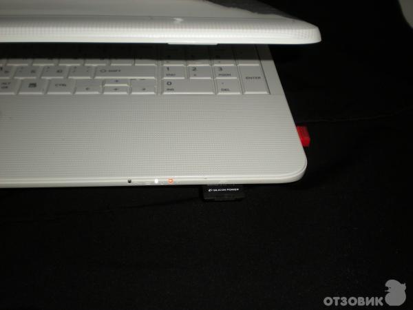 Ноутбук Toshiba Satellite C850-D1W