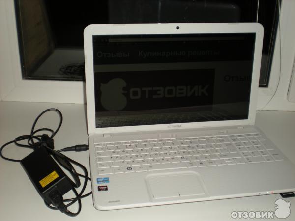 Ноутбук Toshiba Satellite C850-D1W